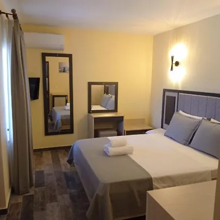 Petit Jardin Butik Otel تْشاناكالي